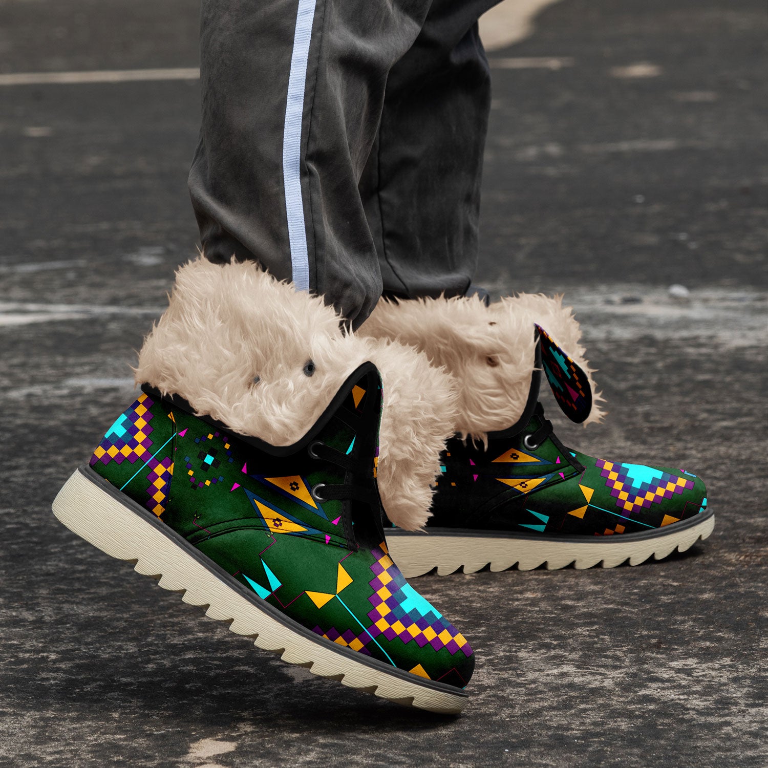 Rite of Passage Squash Leaf Polar Winter Boots