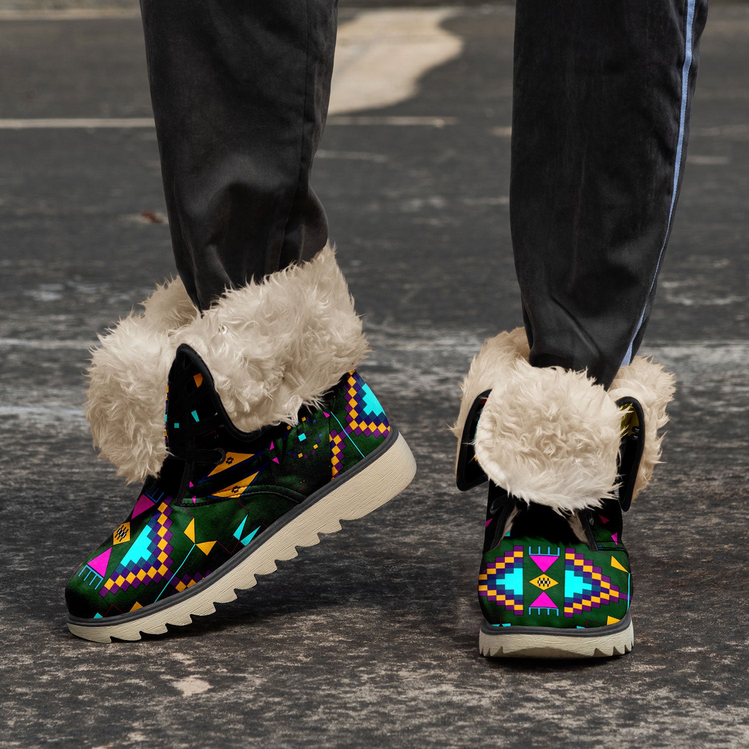 Rite of Passage Squash Leaf Polar Winter Boots
