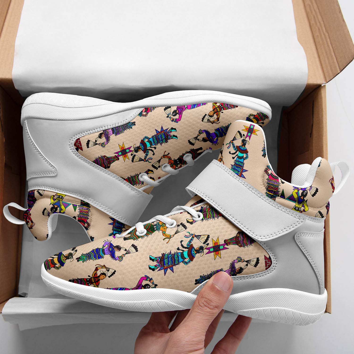 Women's Jingle Dancers Muslin Ipottaa Basketball / Sport High Top Shoes - White Sole