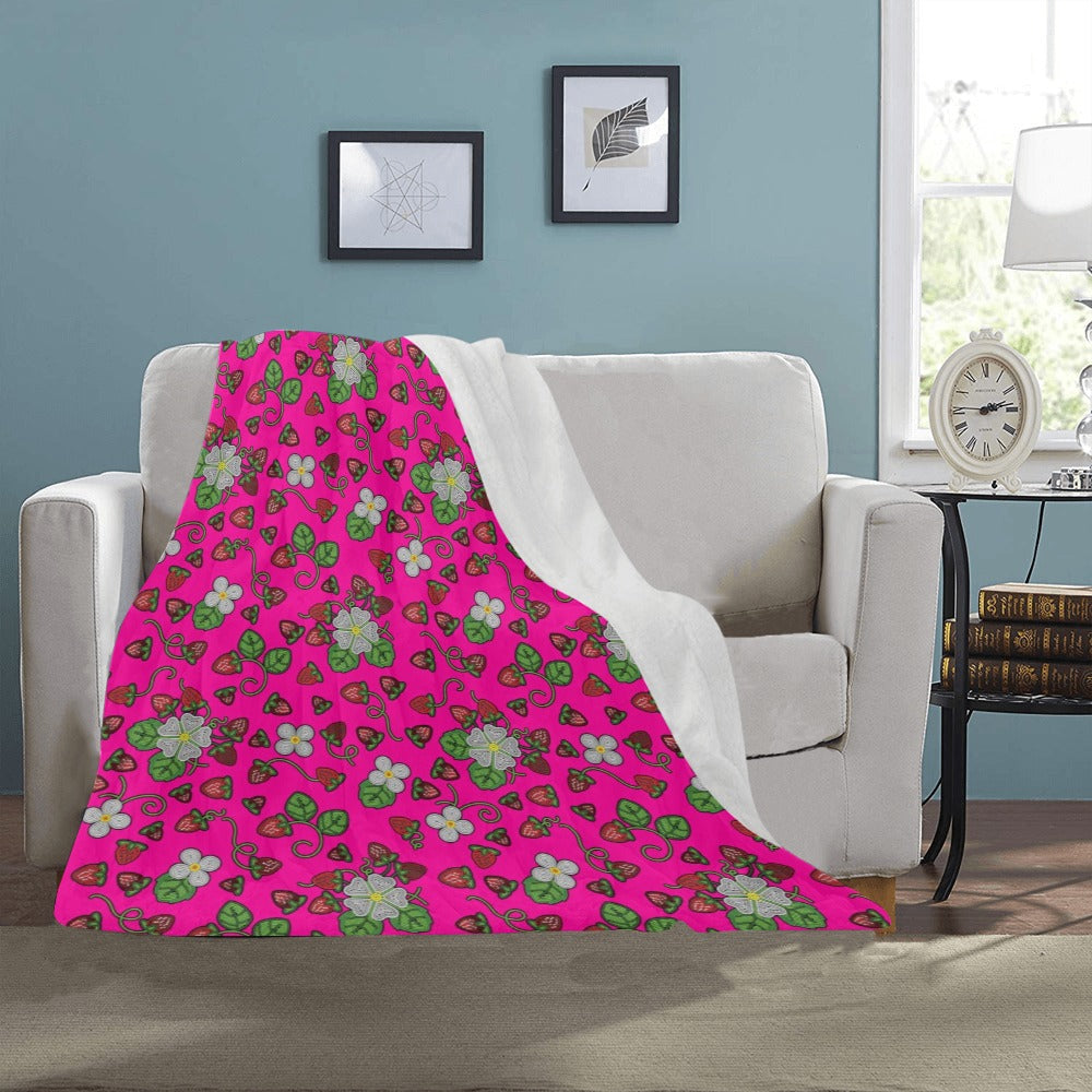 Strawberry Dreams Blush Ultra-Soft Micro Fleece Blanket 40"x50"