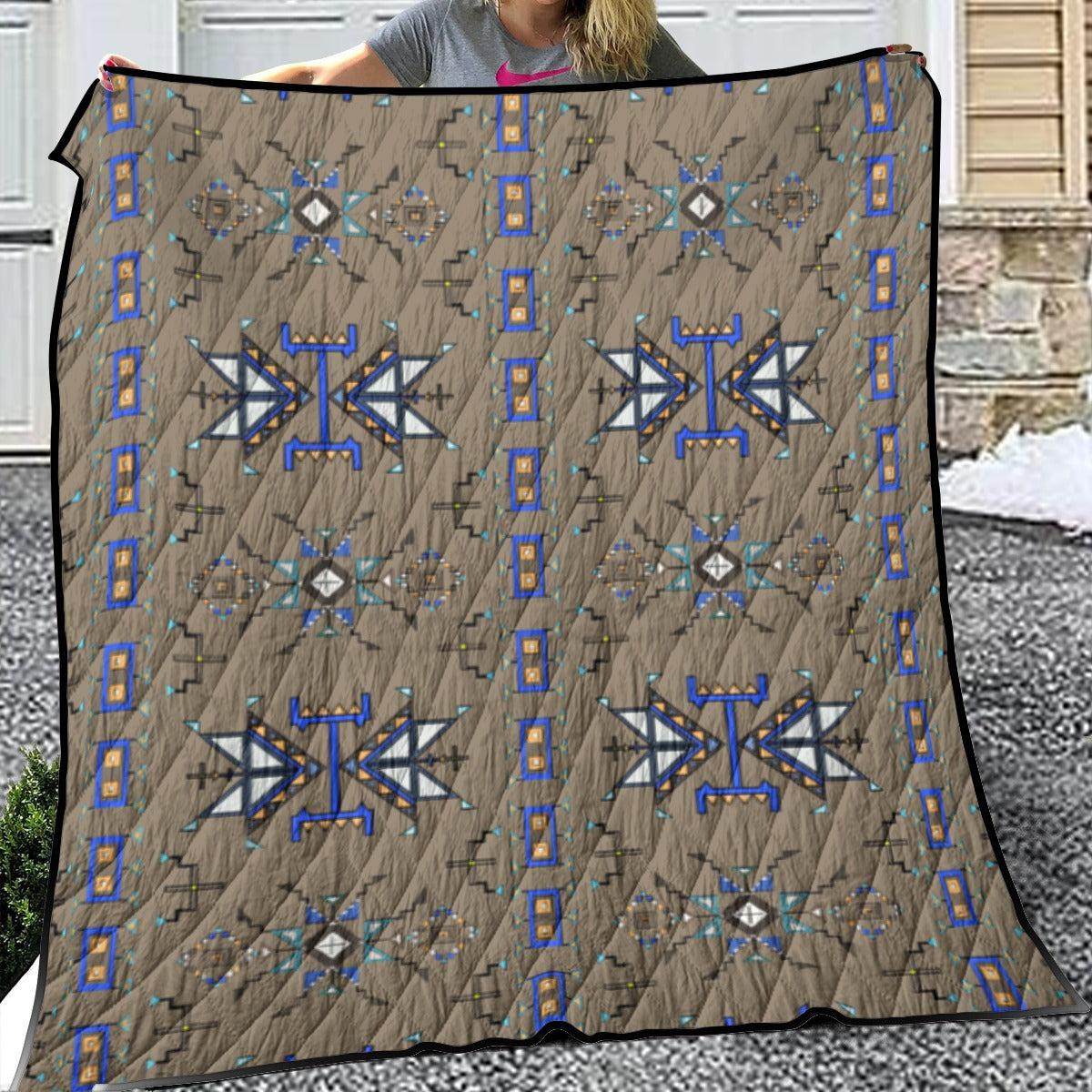 Eagle Strike Brown Lightweight & Breathable Quilt With Edge-wrapping Strips