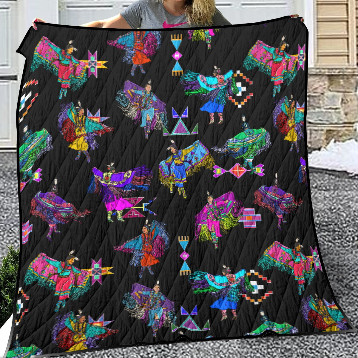 Women's Fancy Dancers Black Lightweight & Breathable Quilt With Edge-wrapping Strips