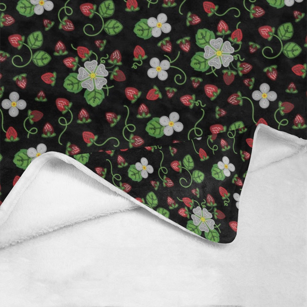 Strawberry Dreams Midnight Ultra-Soft Micro Fleece Blanket 60"x80"