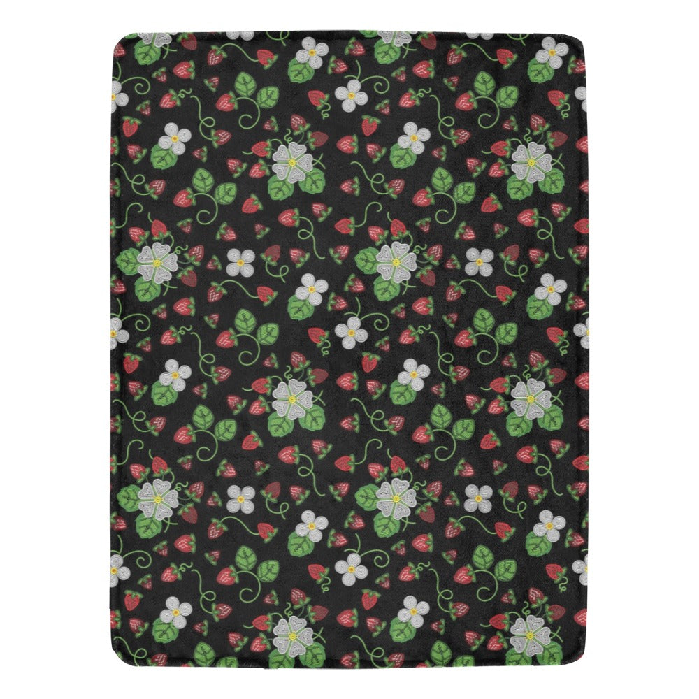 Strawberry Dreams Midnight Ultra-Soft Micro Fleece Blanket 60"x80"