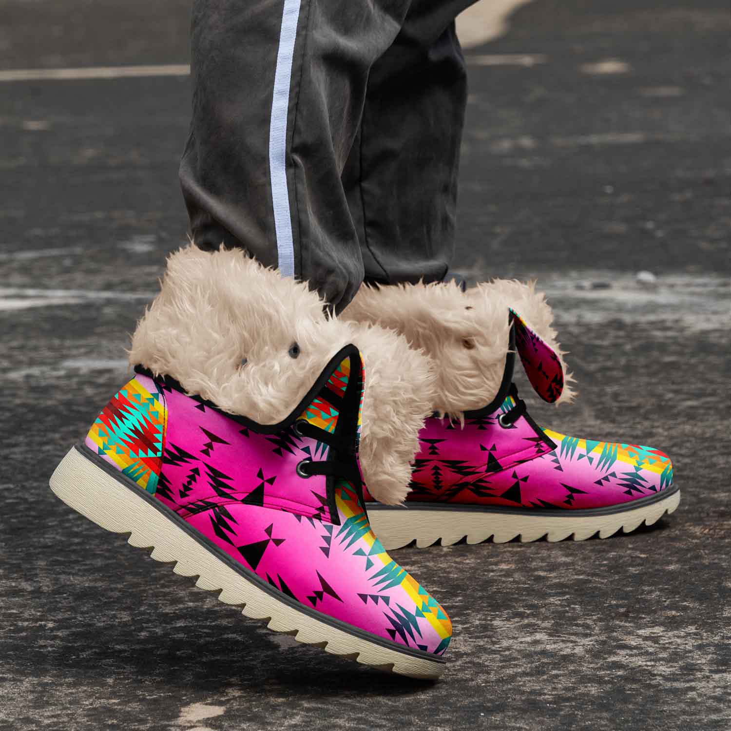 Between the Cascade Mountains Polar Winter Boots