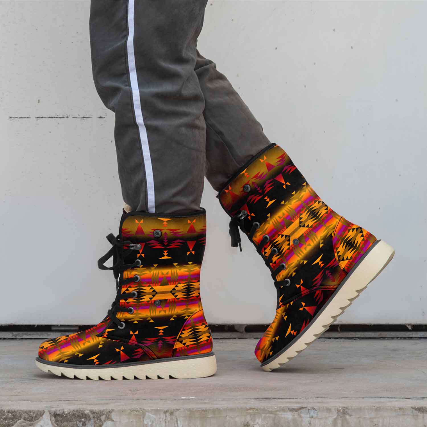 Indigenous Paisley Green Polar Winter Boots main image 0