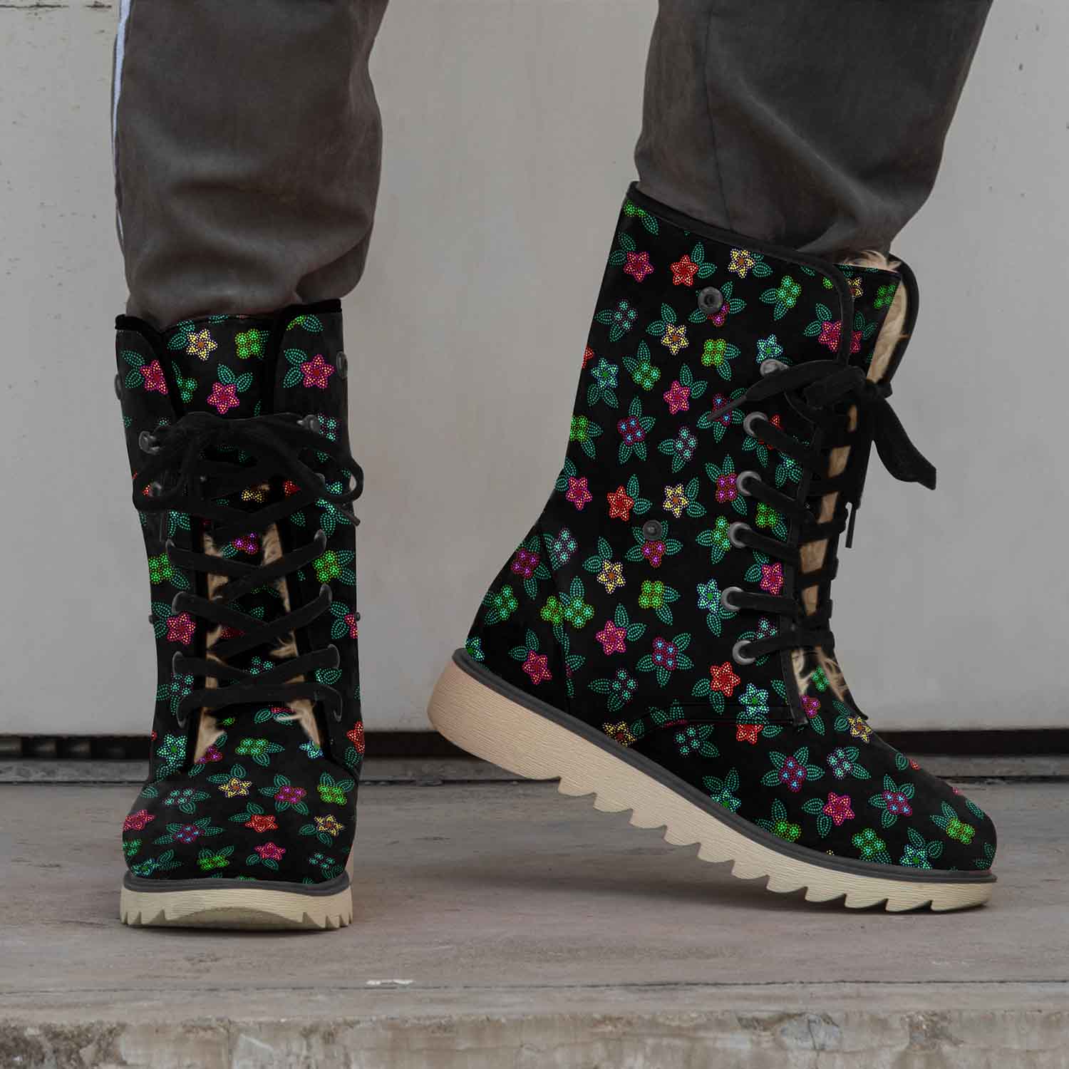 Berry Flowers Black Polar Winter Boots