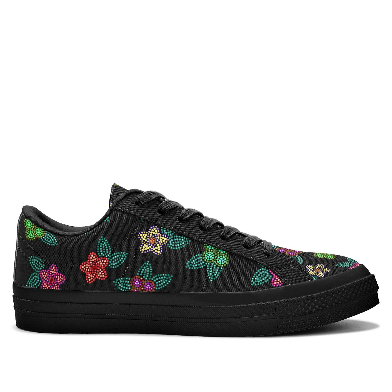 Berry Flowers Black Aapisi Low Top Canvas Shoes Black Sole aapisi Herman