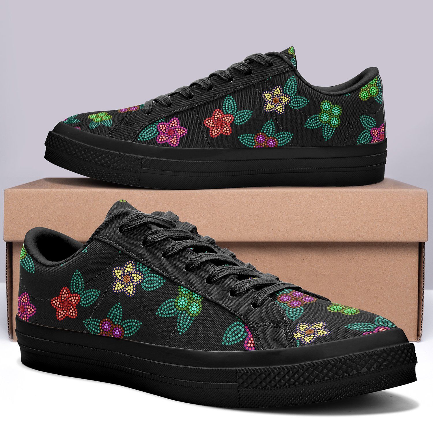 Berry Flowers Black Aapisi Low Top Canvas Shoes Black Sole aapisi Herman