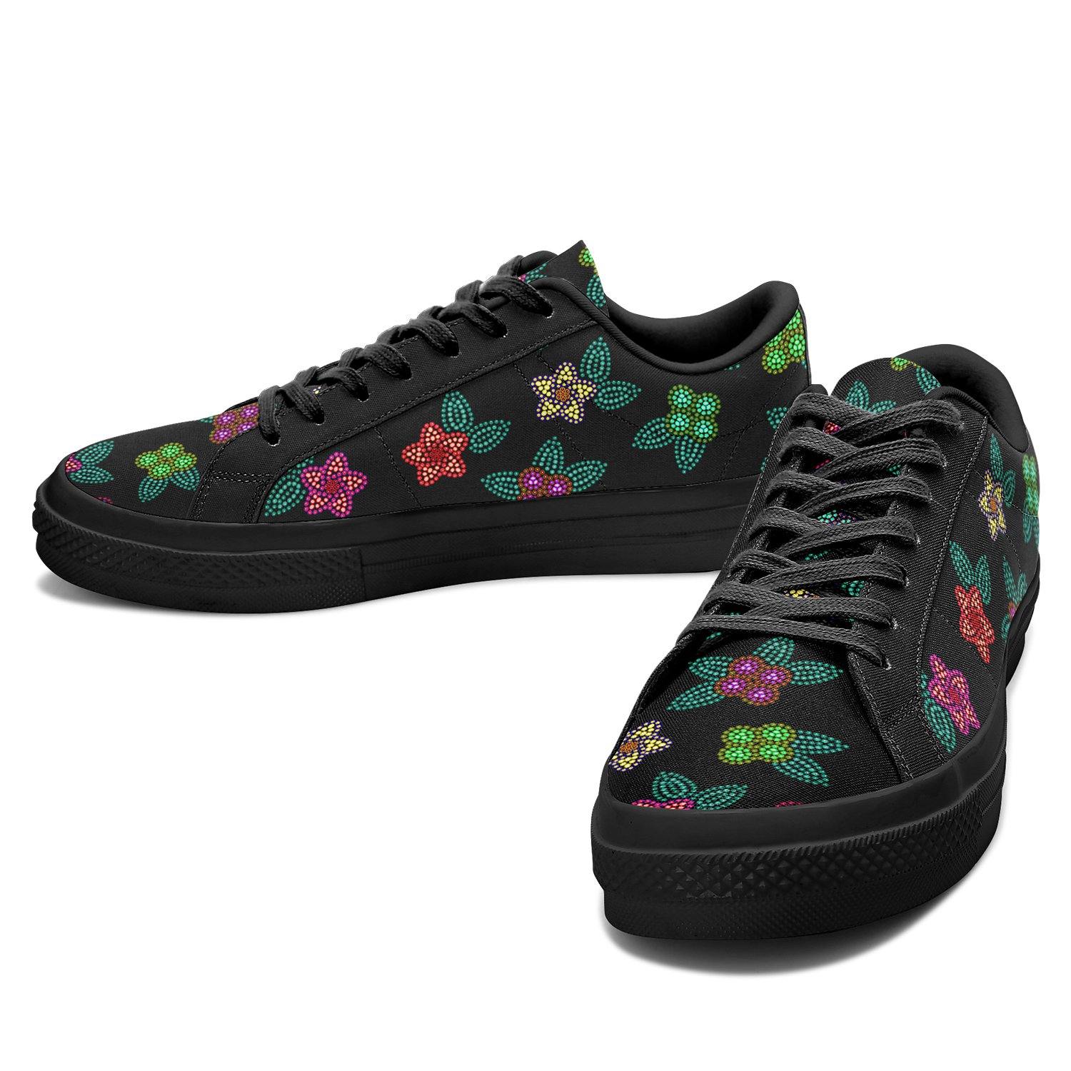 Berry Flowers Black Aapisi Low Top Canvas Shoes Black Sole aapisi Herman