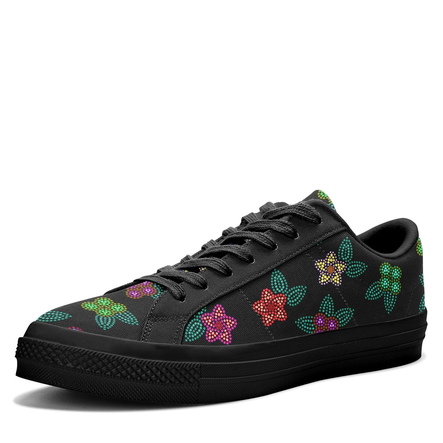 Berry Flowers Black Aapisi Low Top Canvas Shoes Black Sole aapisi Herman