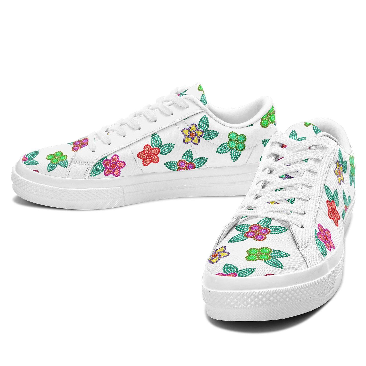 Berry Flowers White Aapisi Low Top Canvas Shoes White Sole aapisi Herman