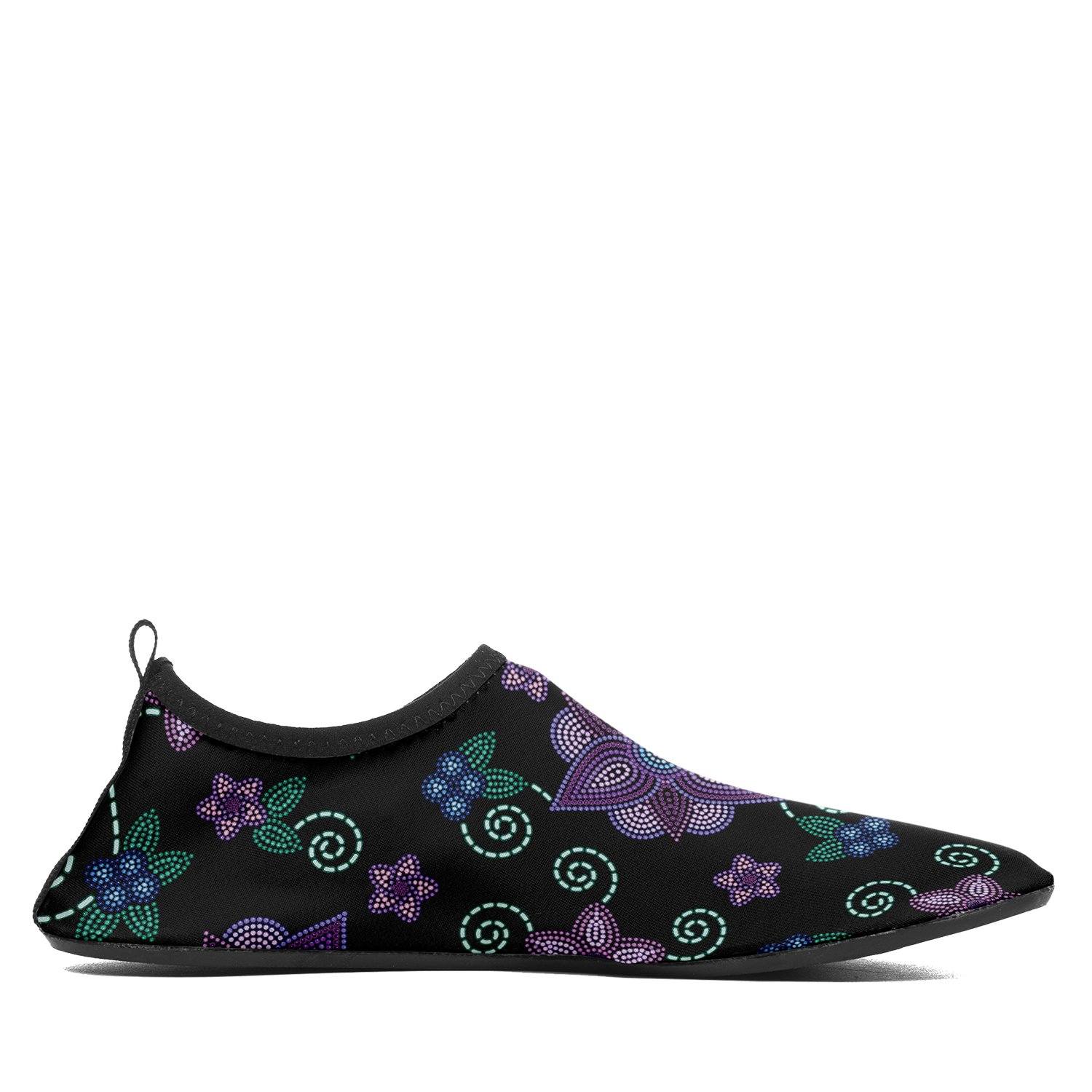 Berry Picking Sockamoccs Slip On Shoes Herman