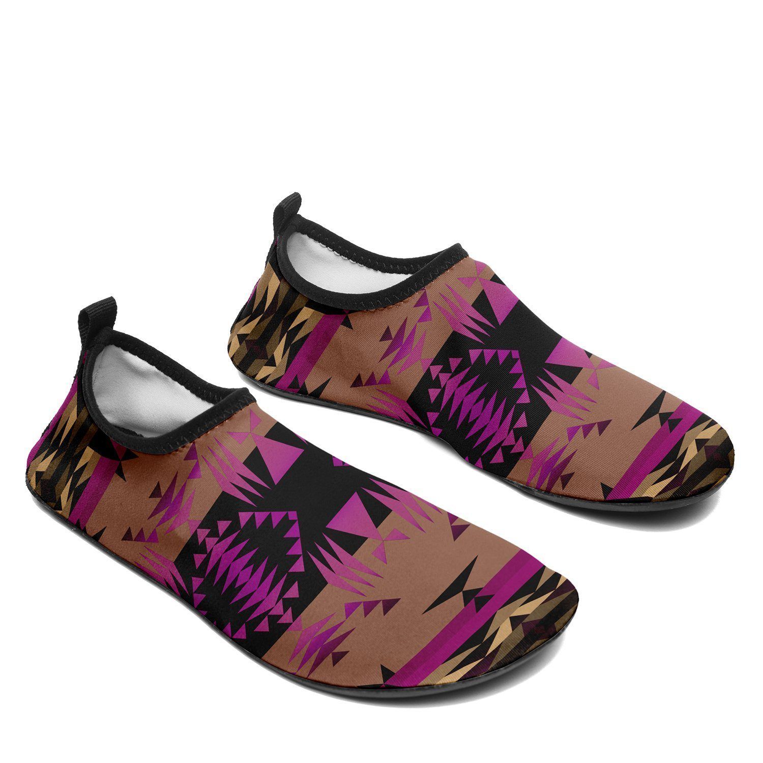 Between the Mountains Berry Sockamoccs Kid's Slip On Shoes 49 Dzine