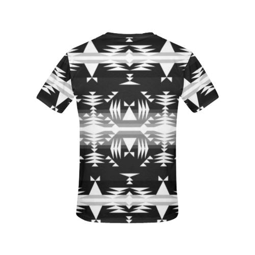 Between the Mountains Black and White All Over Print T-shirt for Women/Large Size (USA Size) (Model T40) All Over Print T-Shirt for Women/Large (T40) e-joyer