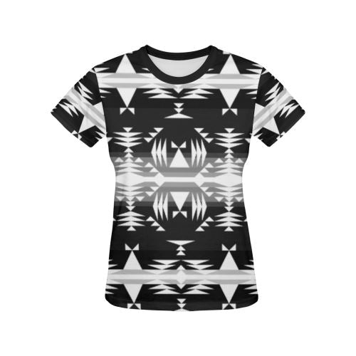 Between the Mountains Black and White All Over Print T-shirt for Women/Large Size (USA Size) (Model T40) All Over Print T-Shirt for Women/Large (T40) e-joyer