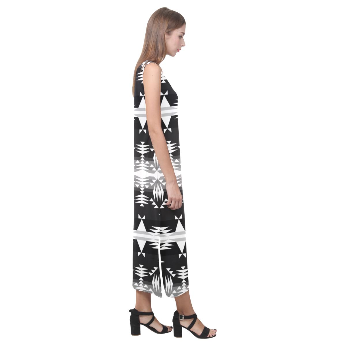 Between the Mountains Black and White Phaedra Sleeveless Open Fork Long Dress (Model D08) Phaedra Sleeveless Open Fork Long Dress (D08) e-joyer