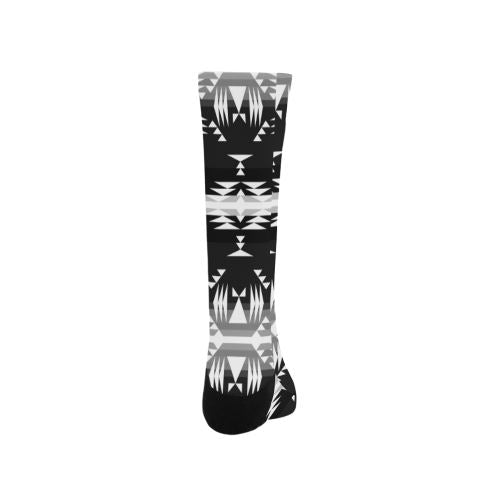 Between the Mountains Black and White Trouser Socks Socks e-joyer