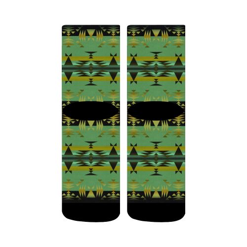 Between the Mountains Sage Crew Socks Crew Socks e-joyer