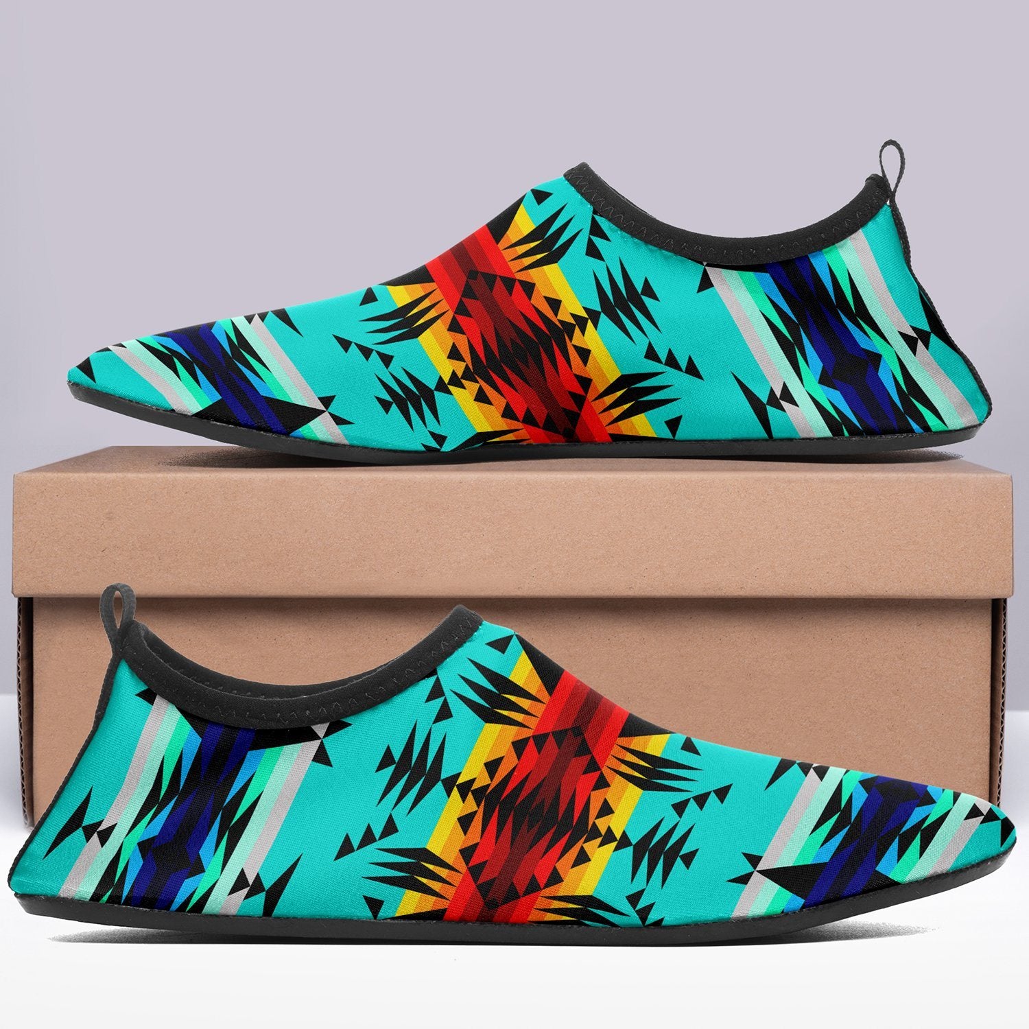 Between the Mountains Sockamoccs Slip On Shoes 49 Dzine