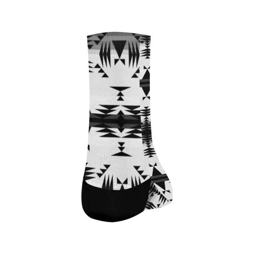 Between the Mountains White and Black Crew Socks Crew Socks e-joyer