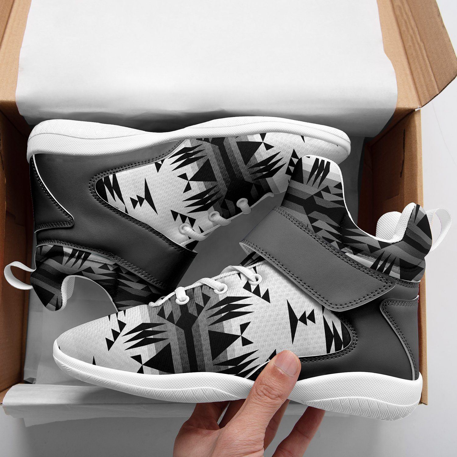 Between the Mountains White and Black Kid's Ipottaa Basketball / Sport High Top Shoes 49 Dzine