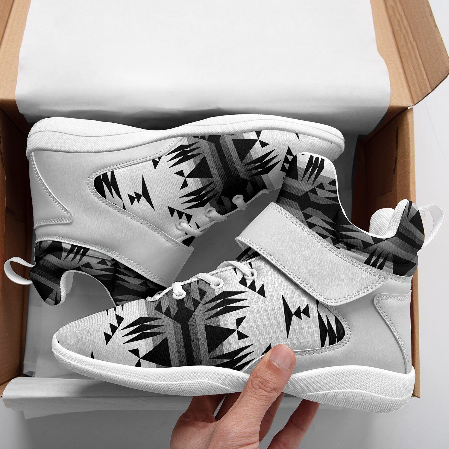 Between the Mountains White and Black Kid's Ipottaa Basketball / Sport High Top Shoes 49 Dzine