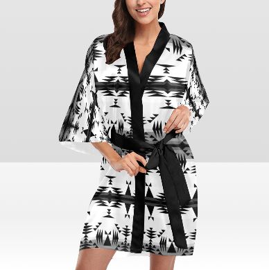 Between the Mountains White and Black Kimono Robe Artsadd