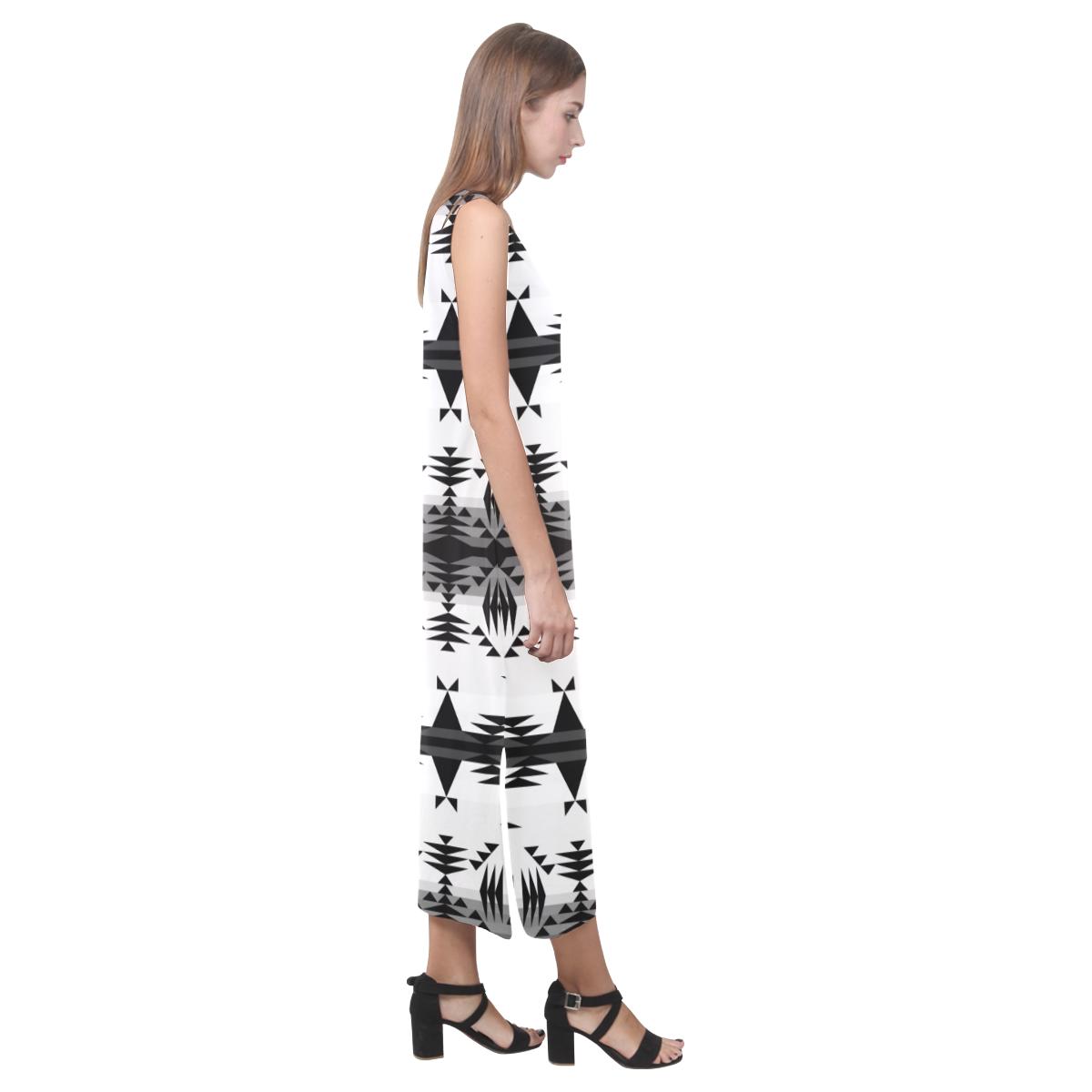 Between the Mountains White and Black Phaedra Sleeveless Open Fork Long Dress (Model D08) Phaedra Sleeveless Open Fork Long Dress (D08) e-joyer
