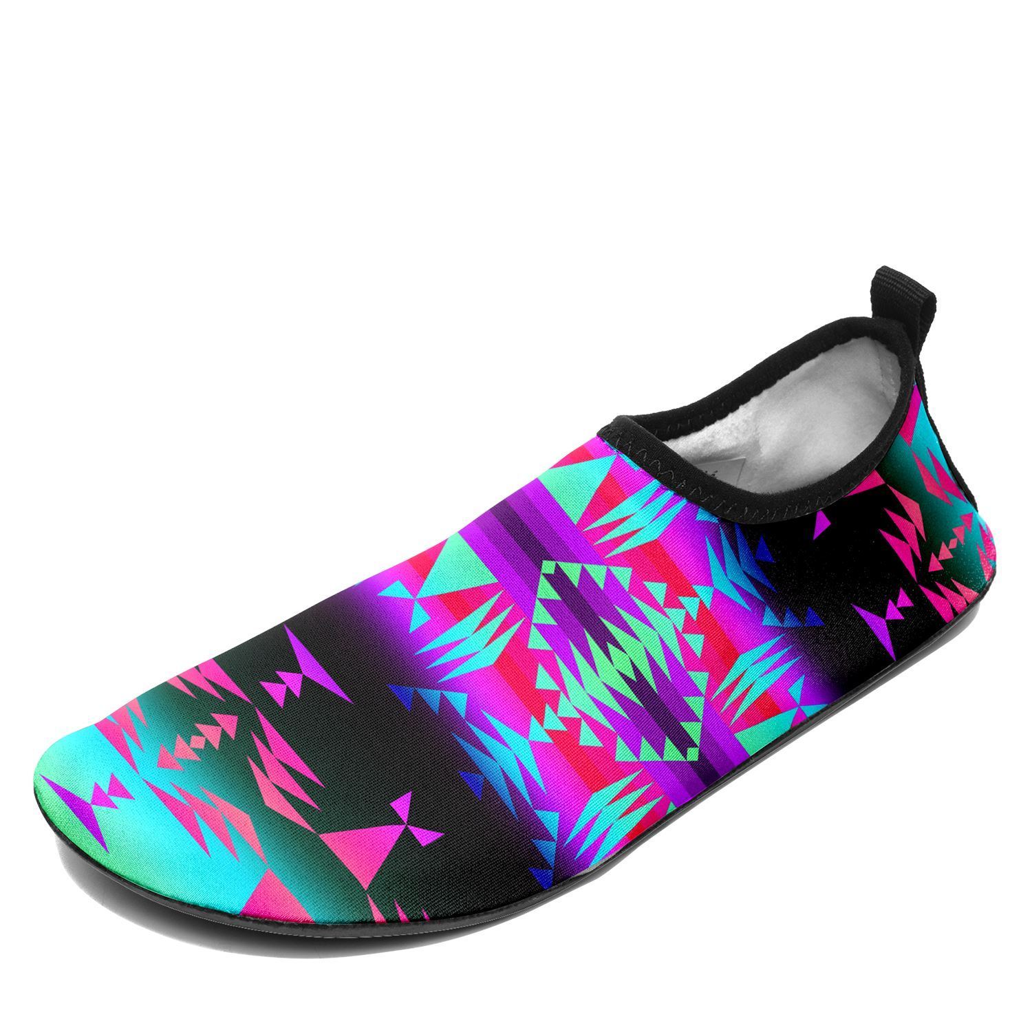Between the Rocky Mountains Sockamoccs Kid's Slip On Shoes 49 Dzine