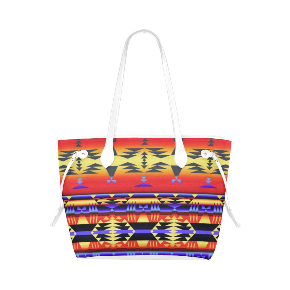Between the San Juan Mountains Clover Canvas Tote Bag (Model 1661) Clover Canvas Tote Bag (1661) e-joyer