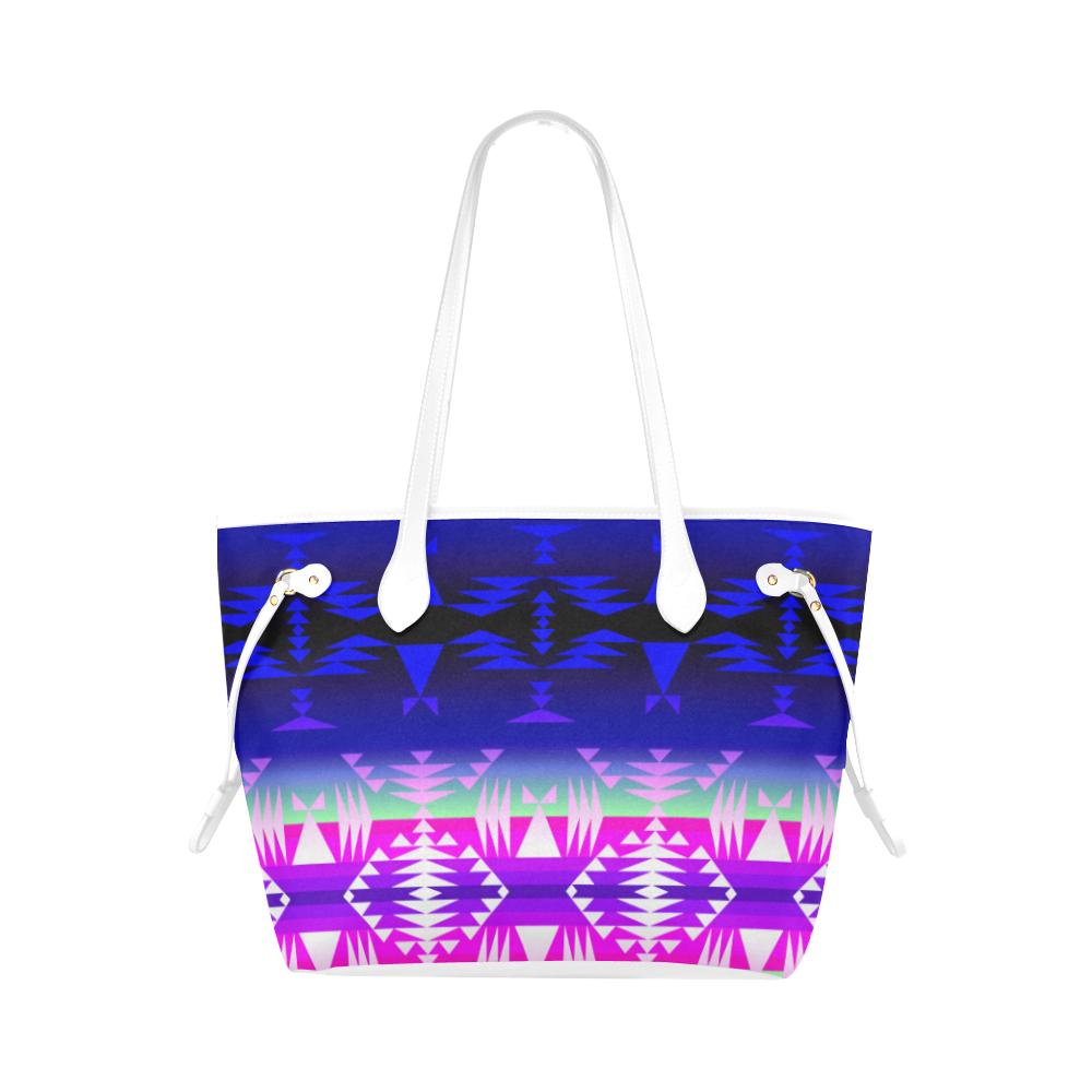 Between the Wasatch Mountains Clover Canvas Tote Bag (Model 1661) Clover Canvas Tote Bag (1661) e-joyer