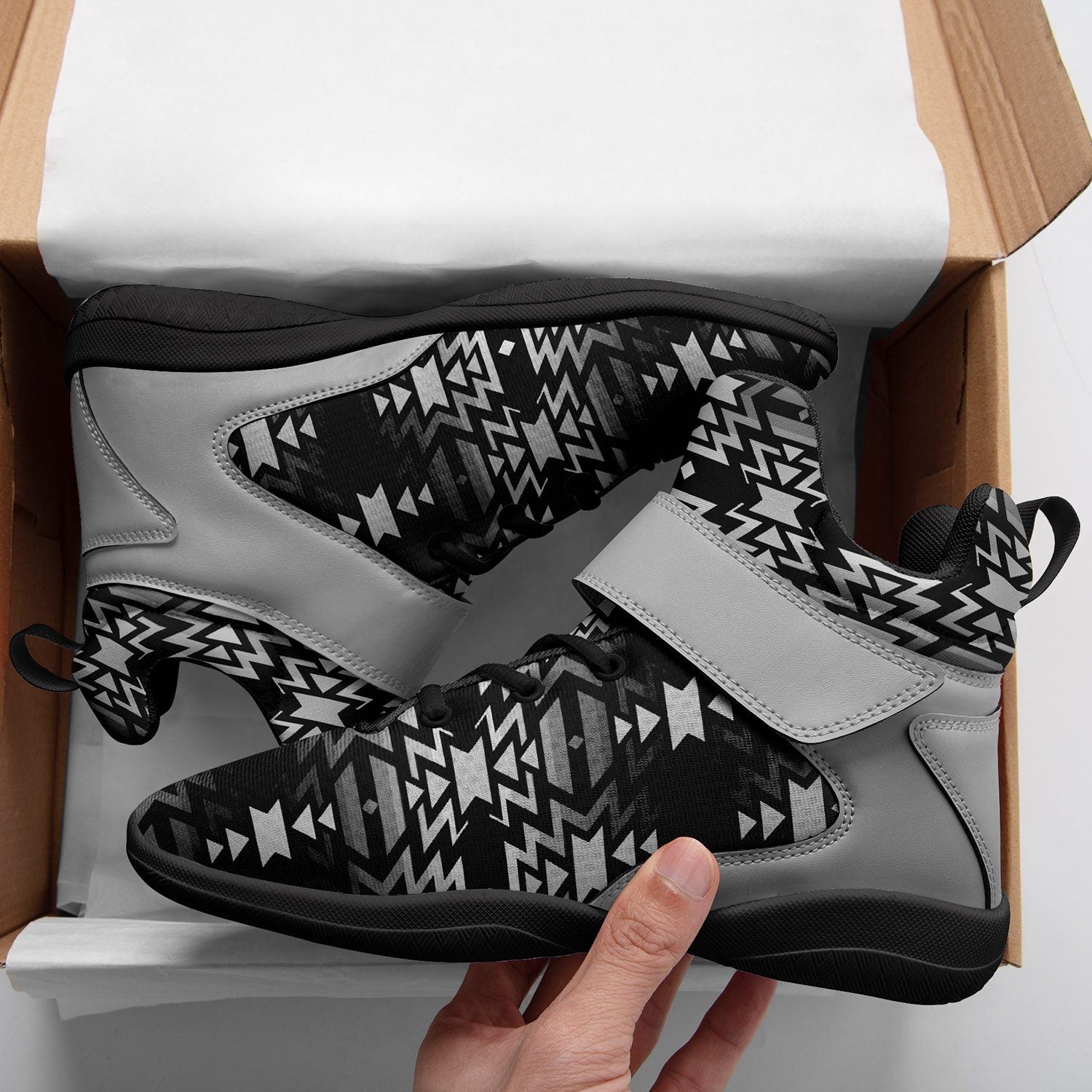 Black Fire Black and White Ipottaa Basketball / Sport High Top Shoes 49 Dzine