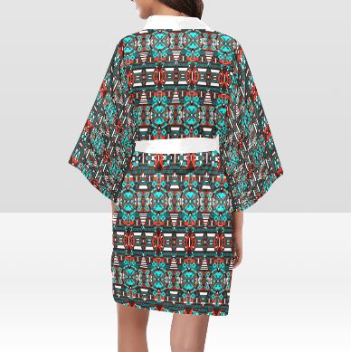 Captive Winter Kimono Robe Artsadd