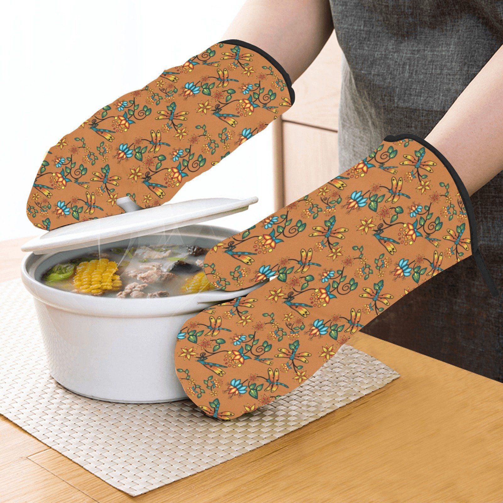 Dragon Lily Sierra Oven Mitt & Pot Holder Oven Mitt & Pot Holder e-joyer
