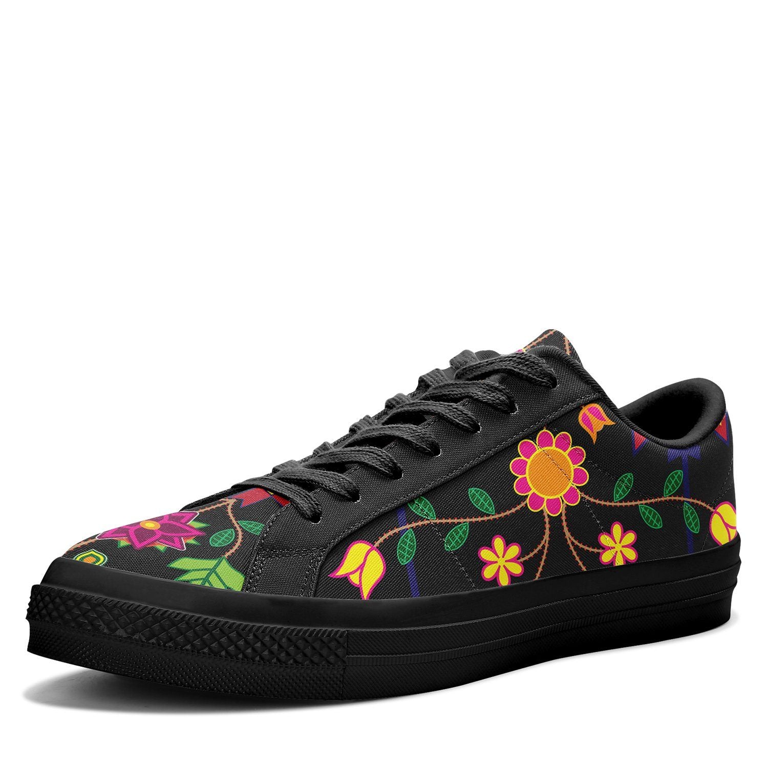 Floral Beadwork - 01 Aapisi Low Top Canvas Shoes Black Sole