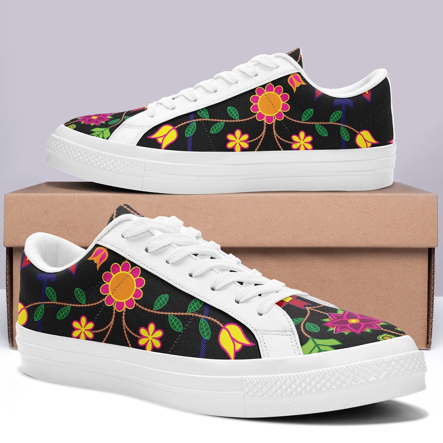 Floral Beadwork Aapisi Low Top Canvas Shoes White Sole aapisi Herman