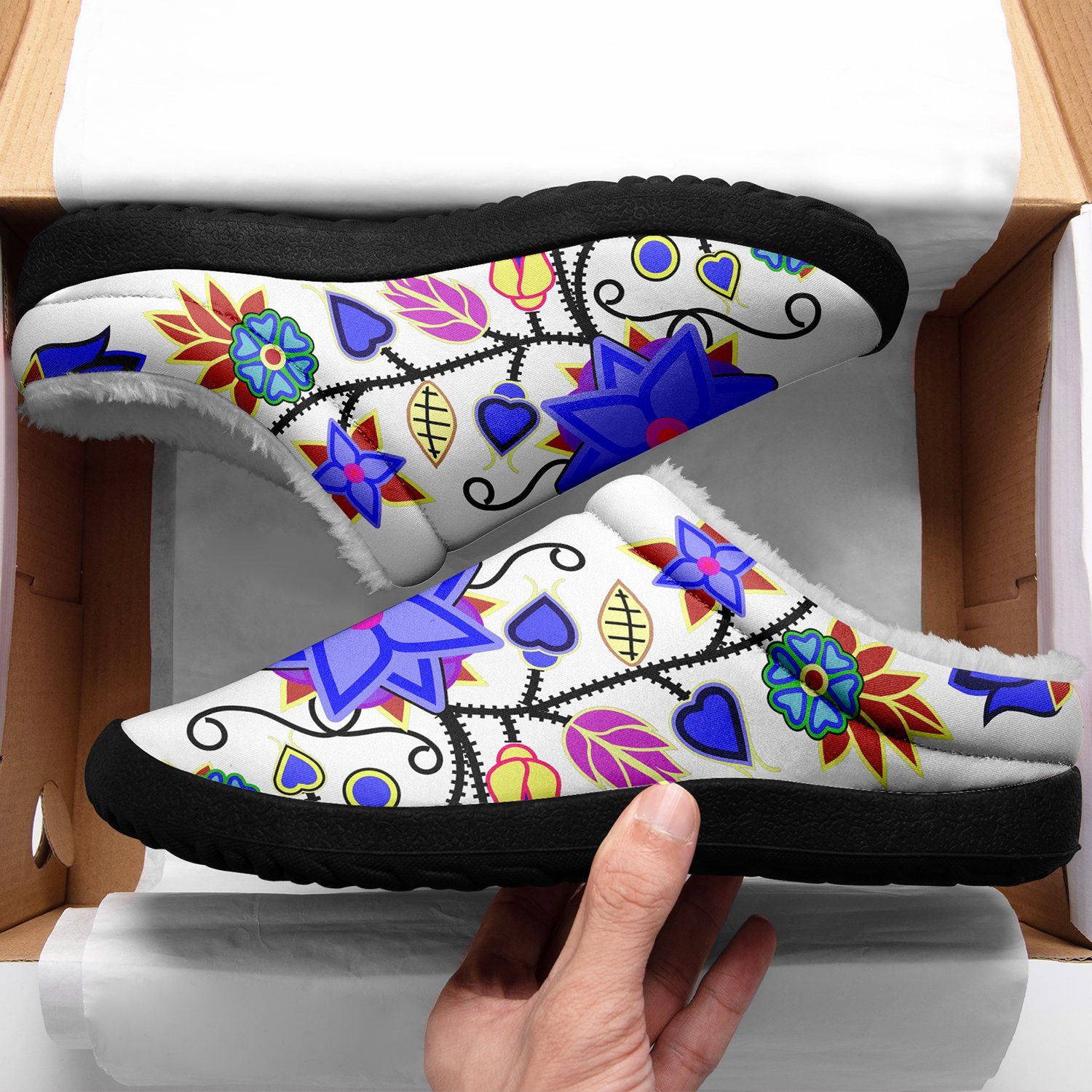 Floral Beadwork Seven Clans White Ikinnii Indoor Slipper 49 Dzine
