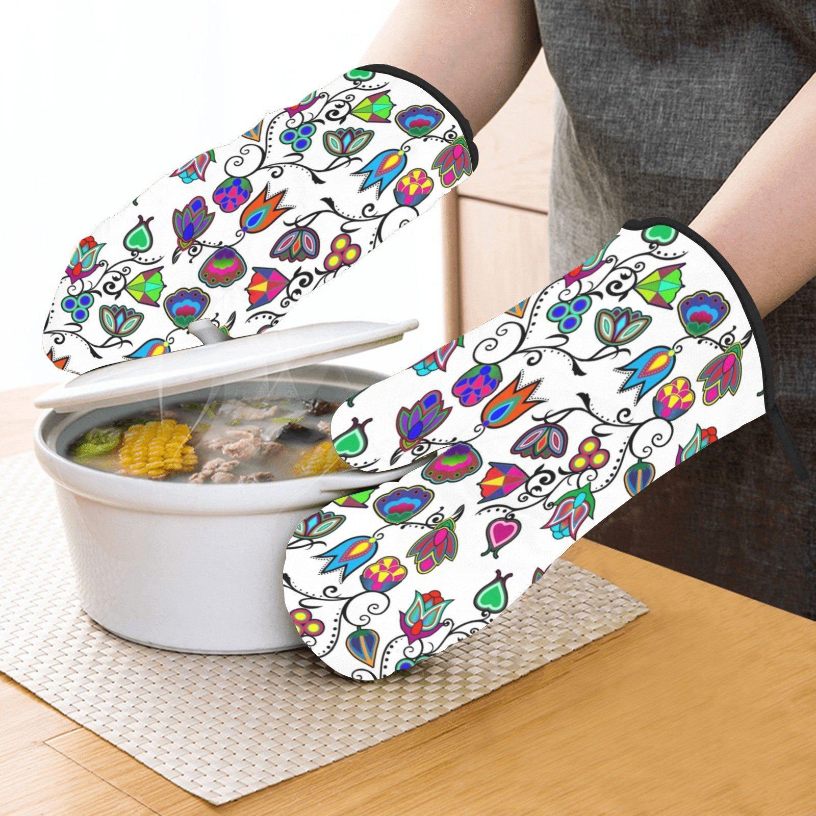 Indigenous Paisley White Oven Mitt & Pot Holder Oven Mitt & Pot Holder e-joyer