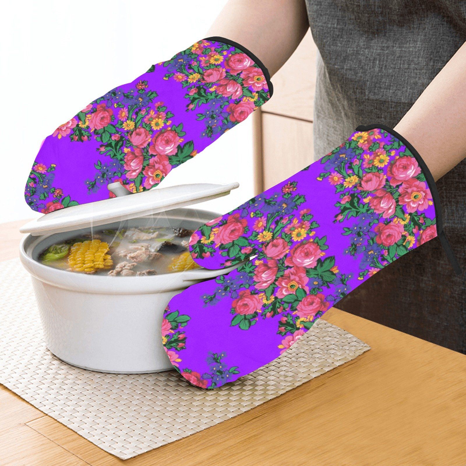 Kokum's Revenge Lilac Oven Mitt & Pot Holder Oven Mitt & Pot Holder e-joyer