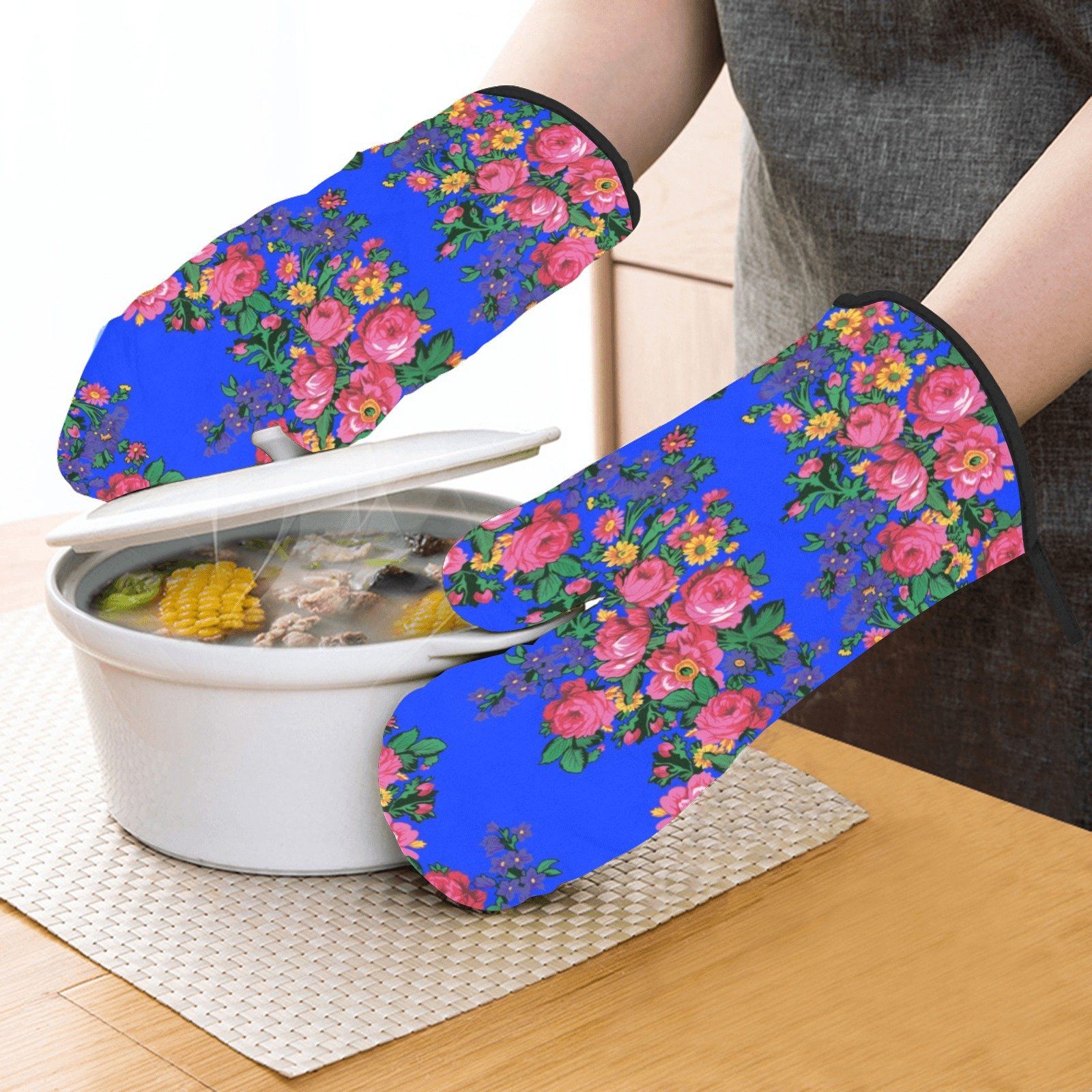 Kokum's Revenge Royal Oven Mitt & Pot Holder Oven Mitt & Pot Holder e-joyer