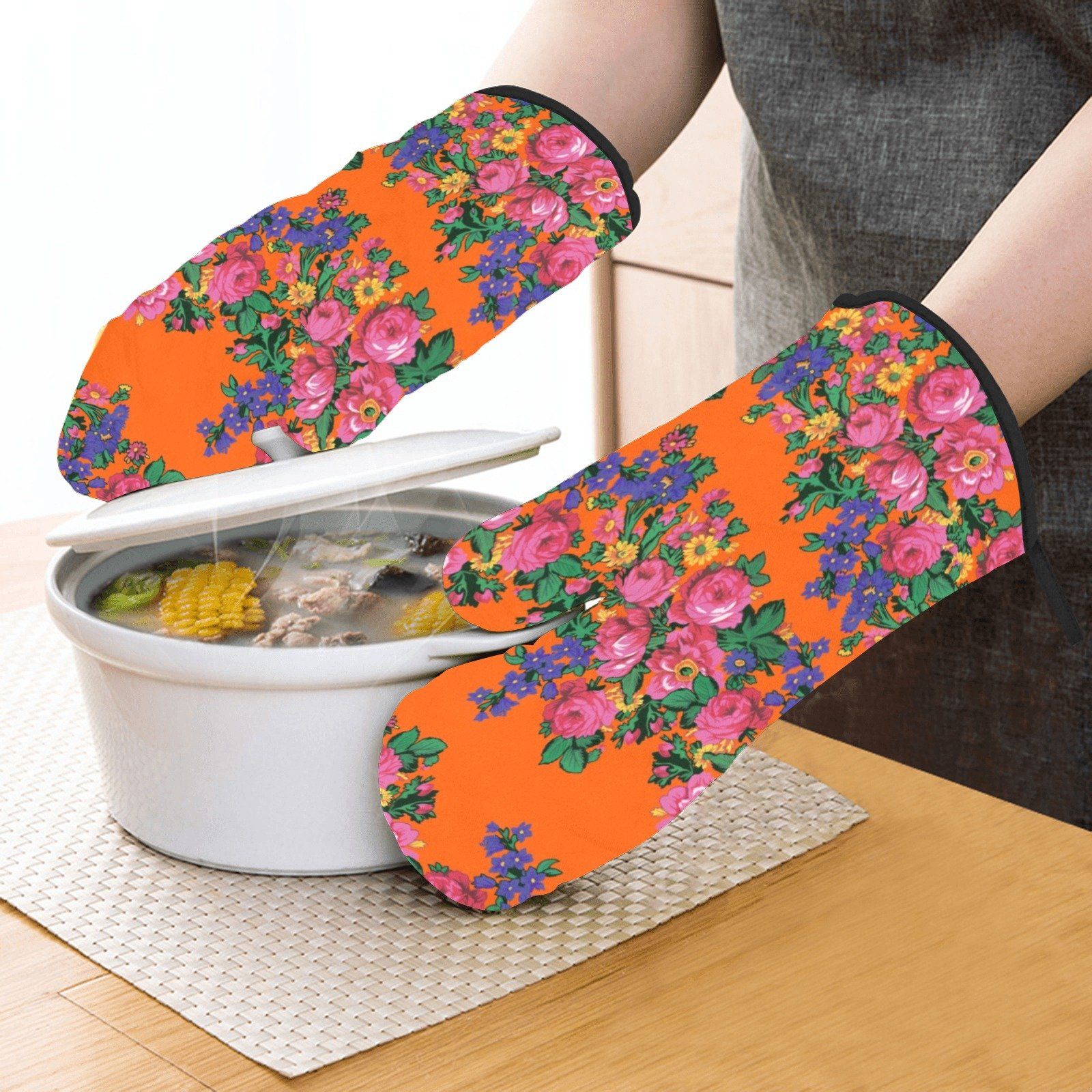 Kokum's Revenge Sierra Oven Mitt & Pot Holder Oven Mitt & Pot Holder e-joyer