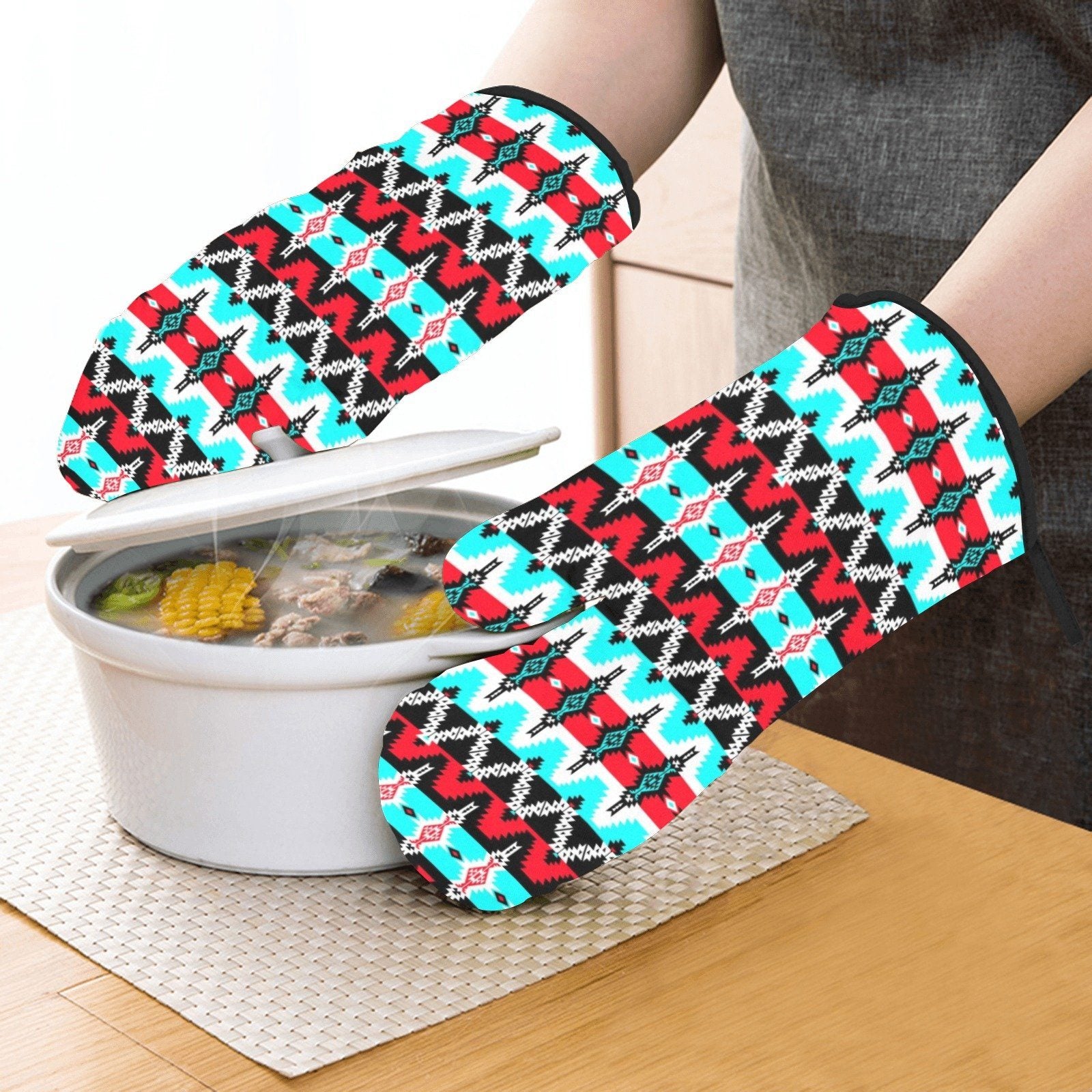 Two Spirit Dance Oven Mitt & Pot Holder Oven Mitt & Pot Holder e-joyer