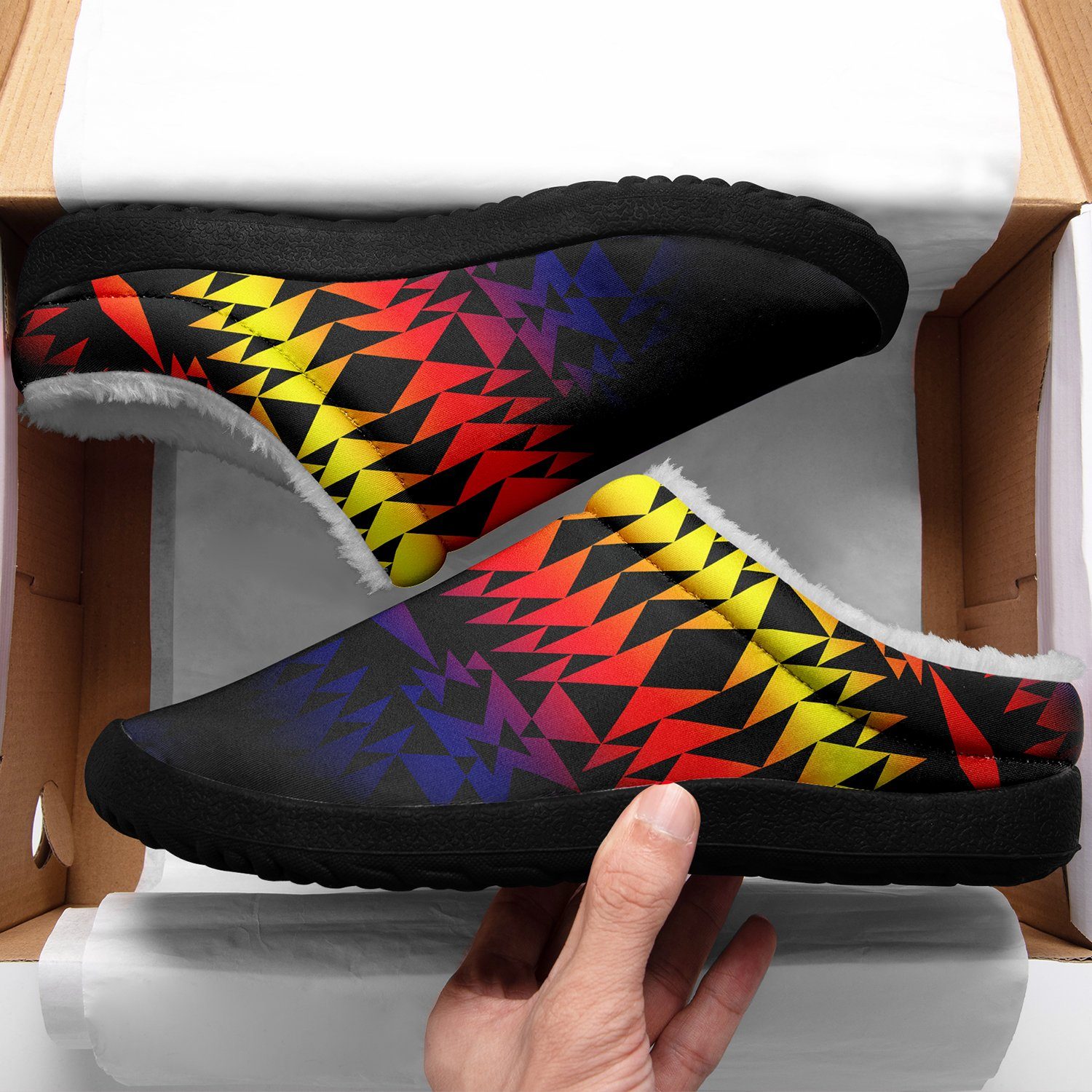 Two Worlds Apart Ikinnii Indoor Slipper 49 Dzine