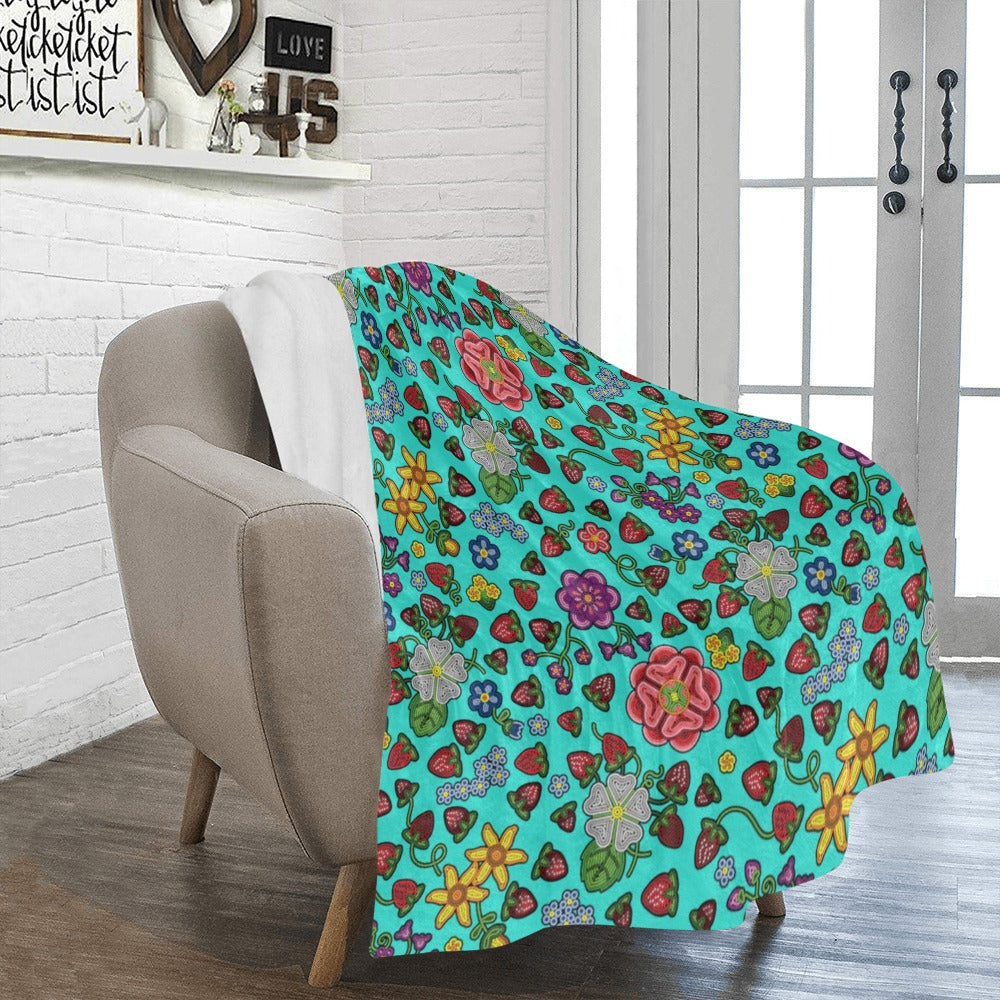 Berry Pop Turquoise Ultra-Soft Micro Fleece Blanket 50"x60"