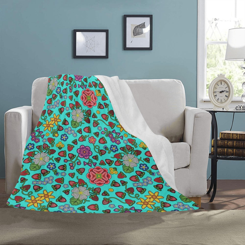 Berry Pop Turquoise Ultra-Soft Micro Fleece Blanket 50"x60"