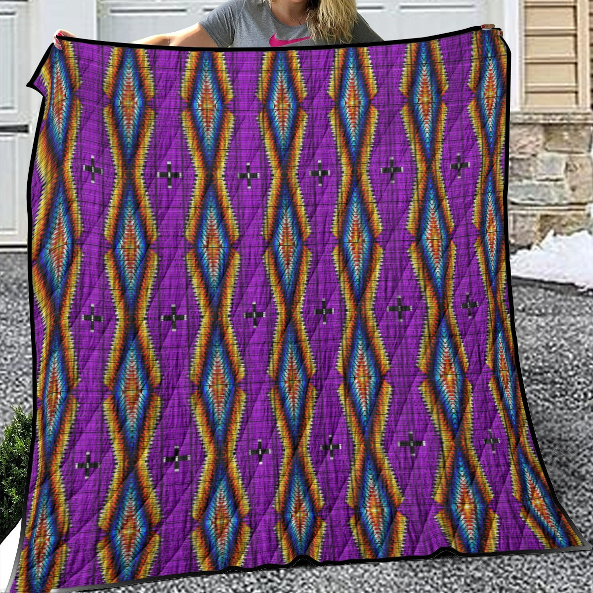 Diamond in the Bluff Purple Lightweight & Breathable Quilt With Edge-wrapping Strips