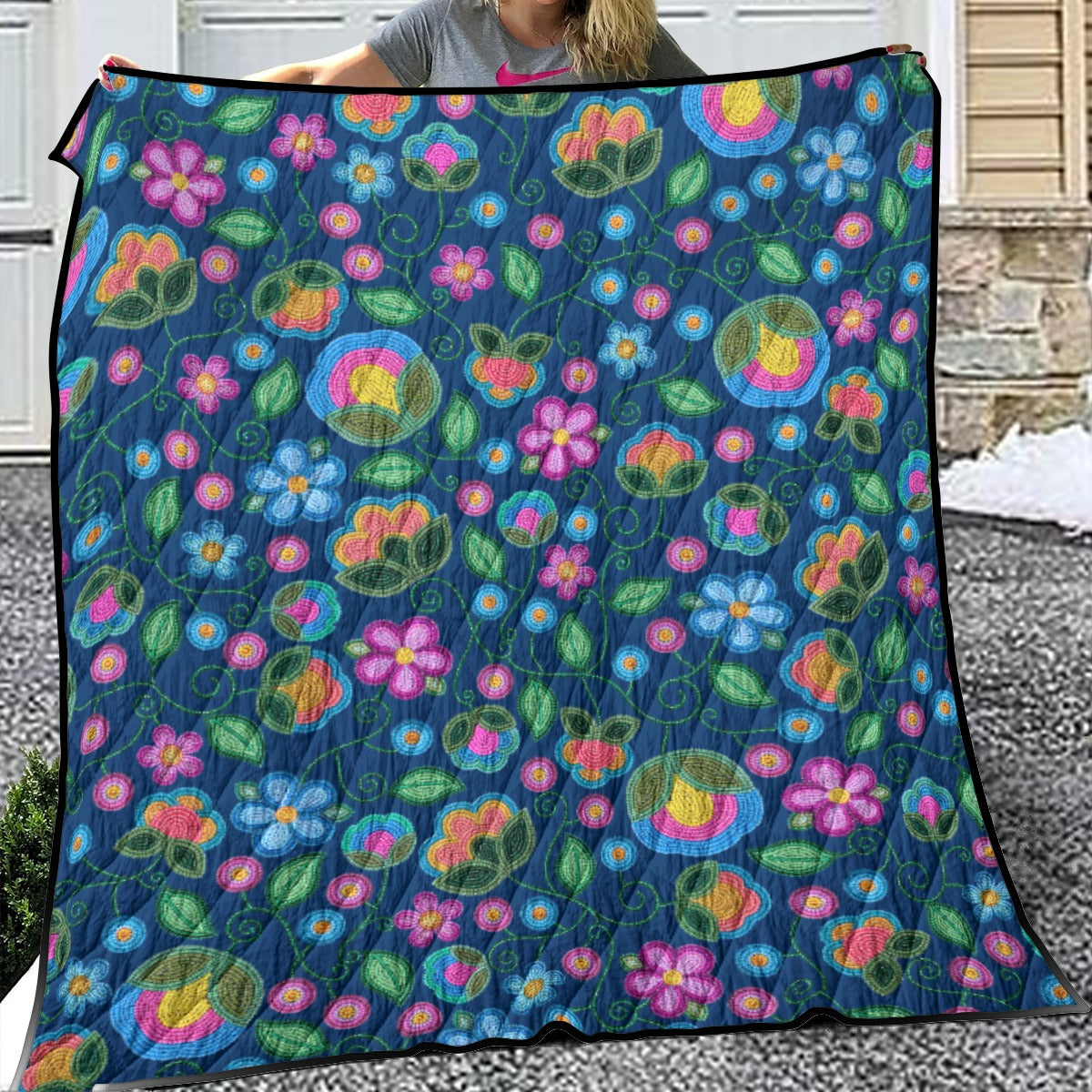 Turquoise Sunbeam Blue Lightweight & Breathable Quilt With Edge-wrapping Strips