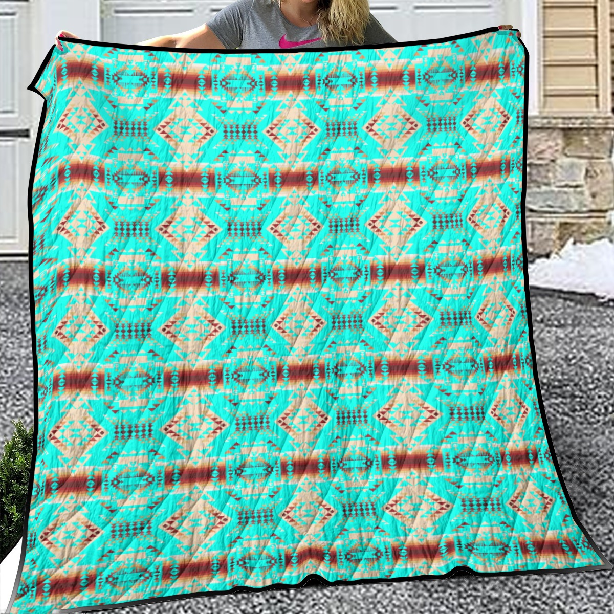 Gathering Earth Turquoise Lightweight & Breathable Quilt With Edge-wrapping Strips