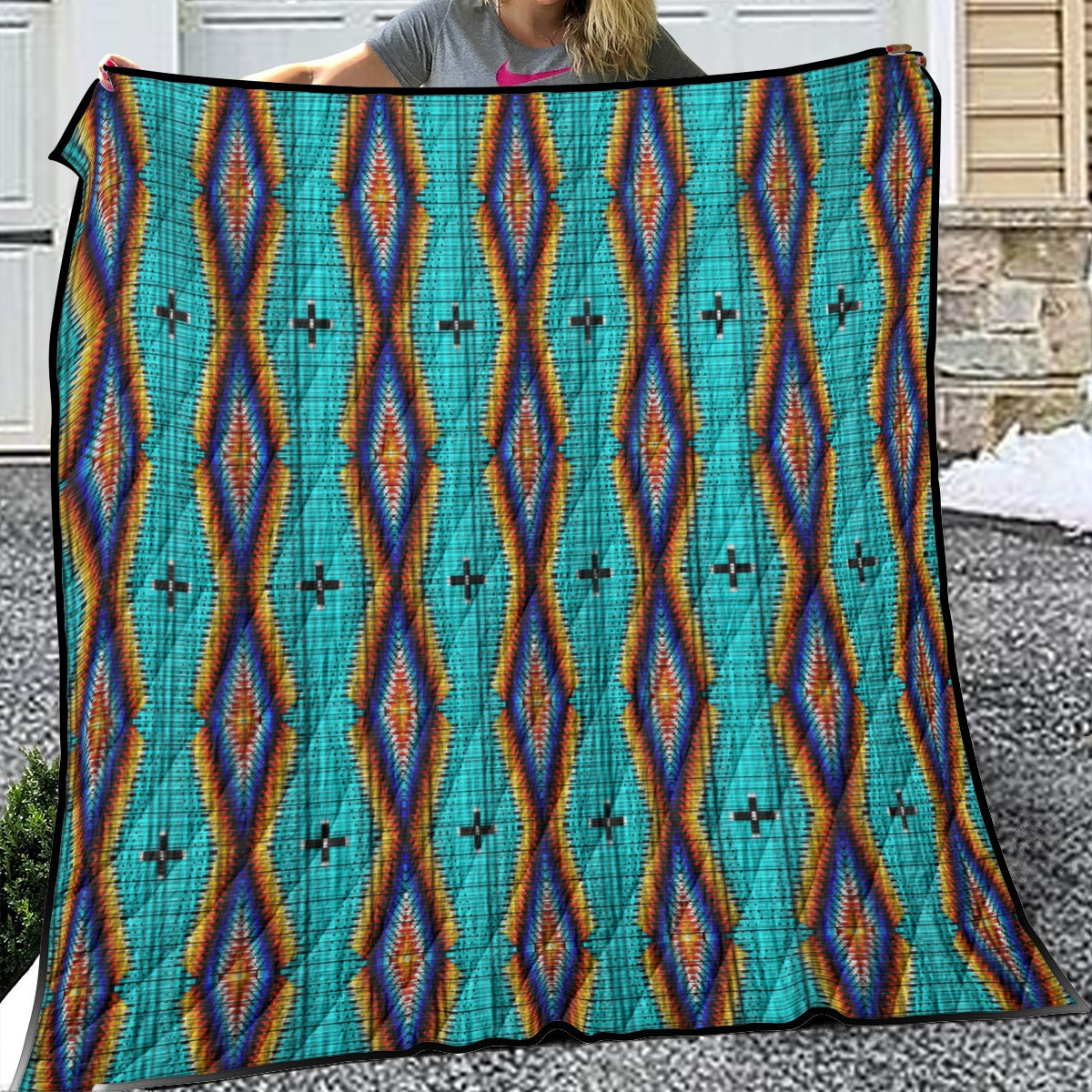 Diamond in the Bluff Turquoise Lightweight & Breathable Quilt With Edge-wrapping Strips